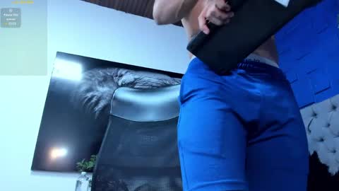 insta andres clark  online show from April 2026 03:52:01 PM