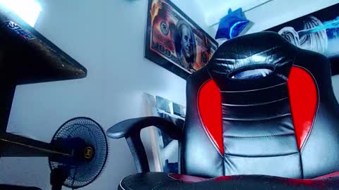 Andrs   o online show from October 2025 10:19:01 PM