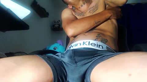 Andrs   o online show from April 2026 11:24:01 PM