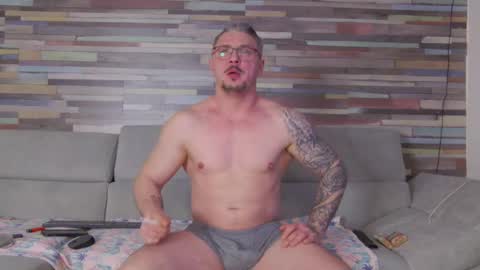 Snapshot of andres_dasli chatting on February 2025 05:38:01 AM andres_dasli online show from February 2025 05:38:01 AM