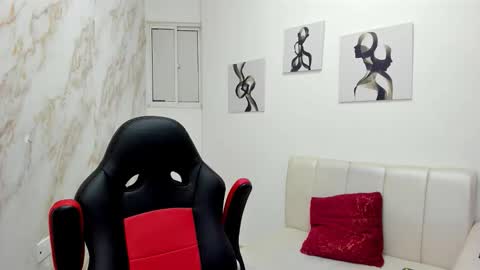 andres_stud online show from October 2025 04:23:02 AM