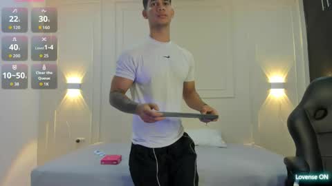 Snapshot of andres_stud chatting on May 2026 03:57:02 AM andres_stud online show from May 2026 03:57:02 AM