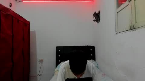 andrew_2811 online show from March 2026 02:17:02 AM