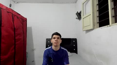 andrew_2811 online show from May 2026 11:43:02 PM