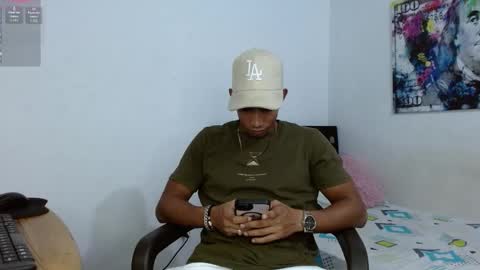 Snapshot of andrew_ag chatting on January 2025 10:44:01 PM Andrew G online show from January 2025 10:44:01 PM