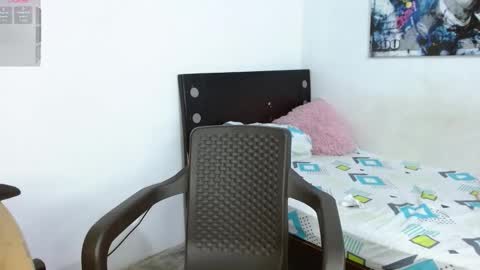 Snapshot of andrew_ag chatting on January 2025 02:10:02 AM Andrew G online show from January 2025 02:10:02 AM