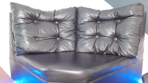 Snapshot of andrew_ag chatting on September 2025 02:16:01 PM Andrew G online show from September 2025 02:16:01 PM