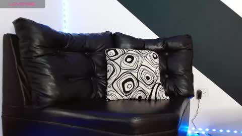 Snapshot of andrew_ag chatting on September 2025 12:50:01 PM Andrew G online show from September 2025 12:50:01 PM