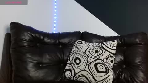 Snapshot of andrew_ag chatting on September 2025 10:21:01 PM Andrew G online show from September 2025 10:21:01 PM