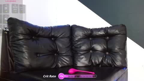 Snapshot of andrew_ag chatting on September 2025 01:37:02 PM Andrew G online show from September 2025 01:37:02 PM