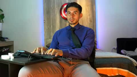 Andrew online show from February 2026 01:55:02 AM