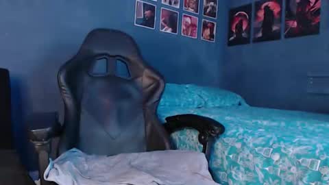 Andrew online show from March 2026 12:59:02 AM