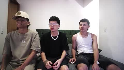 andrew restrepo online show from September 2025 09:27:02 PM