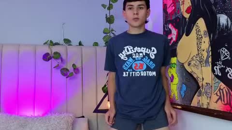 andrew restrepo online show from April 2026 08:06:02 PM