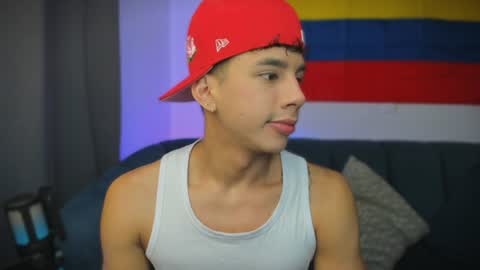 Snapshot of andrew_twink18 chatting on June 2026 01:42:02 PM Andrew M. online show from June 2026 01:42:02 PM