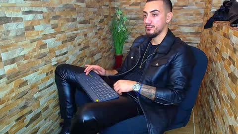 MasterRomania  online show from December 2024 07:50:02 AM