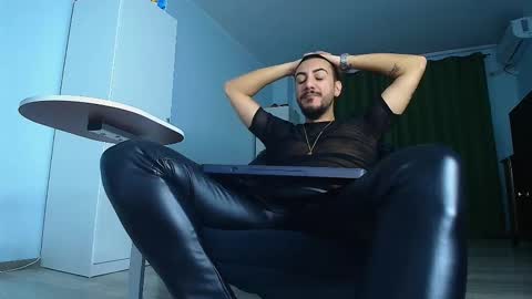 MasterRomania  online show from October 2025 05:50:02 AM