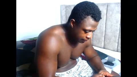 andrewburke06 online show from May 2026 03:25:01 AM