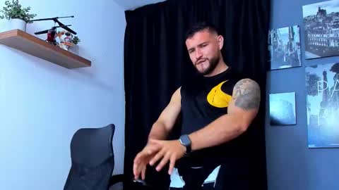 Andrew Diaz online show from November 2025 06:02:01 AM