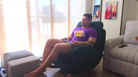 Andrew online show from February 2026 02:32:02 PM