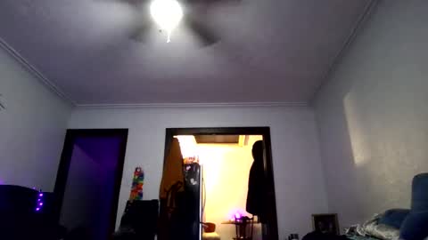 Snapshot of andrewgennie chatting on April 2026 05:14:02 AM andrewgennie online show from April 2026 05:14:02 AM
