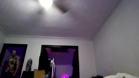 Snapshot of andrewgennie chatting on June 2026 06:37:02 AM andrewgennie online show from June 2026 06:37:02 AM