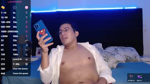 andrewmhilton_ online show from January 2025 12:09:01 AM