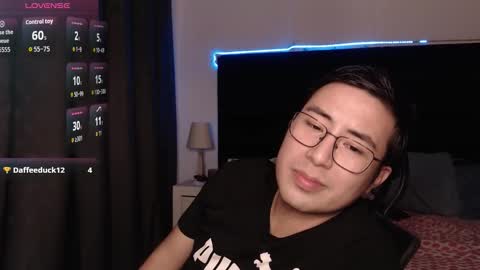 andrewmhilton_ online show from January 2026 06:28:02 AM