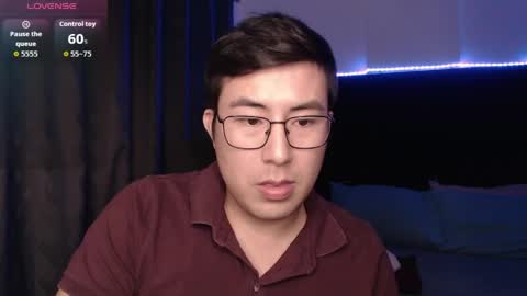 andrewmhilton_ online show from March 2026 07:04:02 AM