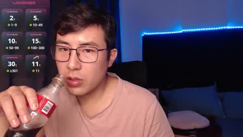 andrewmhilton_ online show from March 2026 05:57:02 AM