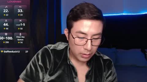 andrewmhilton_ online show from March 2026 12:03:01 AM