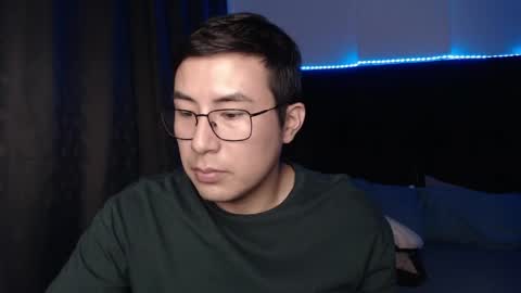 andrewmhilton_ online show from March 2026 05:56:02 AM