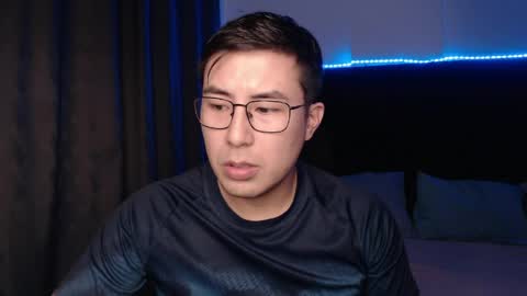 andrewmhilton_ online show from April 2026 06:22:01 AM