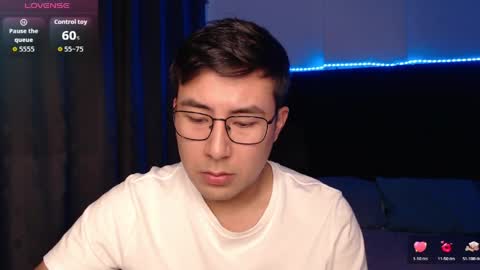 andrewmhilton_ online show from April 2026 06:03:01 AM