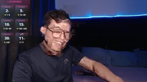 andrewmhilton_ online show from April 2026 11:59:02 PM