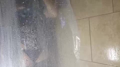 Snapshot of andrewo4277 chatting on February 2025 07:39:01 PM andrewo4277 online show from February 2025 07:39:01 PM