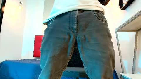   online show from October 2025 08:39:02 PM