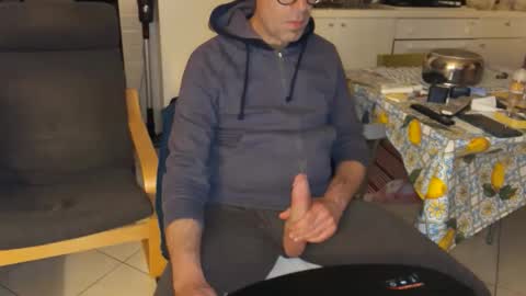 androx77 online show from March 2026 09:36:01 PM