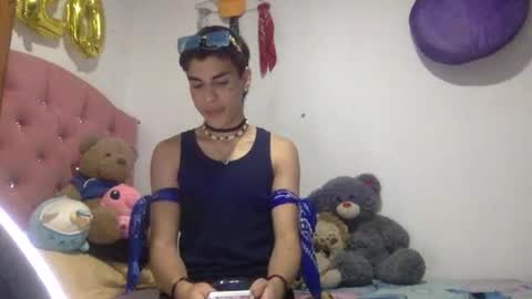 andryt31135 online show from May 2026 04:07:01 AM