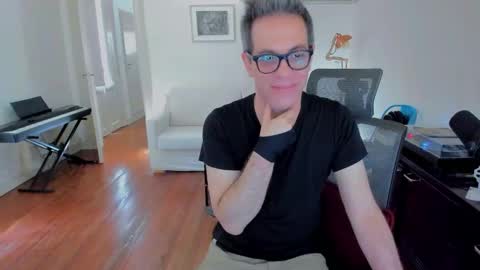 Snapshot of andy0pandi chatting on December 2024 02:00:02 PM Andrew online show from December 2024 02:00:02 PM