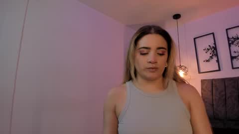 andy_and_emma online show from February 2025 12:49:02 PM