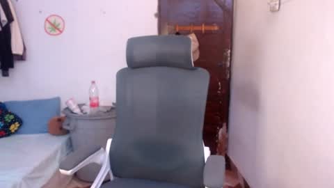 andy_dan1 online show from July 2026 07:00:01 AM