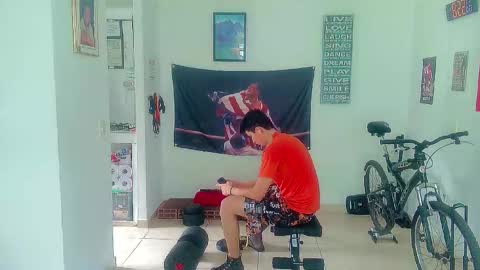 Snapshot of andy_gray01 chatting on October 2025 01:22:02 PM Andy Gray online show from October 2025 01:22:02 PM