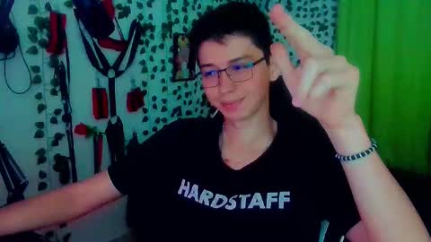 Snapshot of andy_gray01 chatting on October 2025 11:29:01 AM Andy Gray online show from October 2025 11:29:01 AM