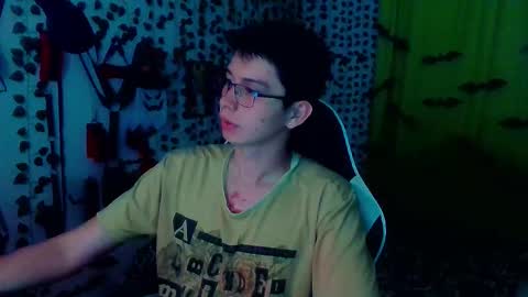 Snapshot of andy_gray01 chatting on November 2025 11:10:01 AM Andy Gray online show from November 2025 11:10:01 AM