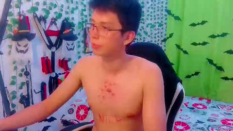 Snapshot of andy_gray01 chatting on November 2025 02:43:01 AM Andy Gray online show from November 2025 02:43:01 AM