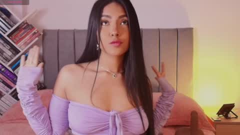 andy_saenz13 online show from April 2026 09:04:02 PM