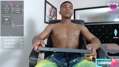 andy_smith333 online show from February 2025 11:55:01 PM