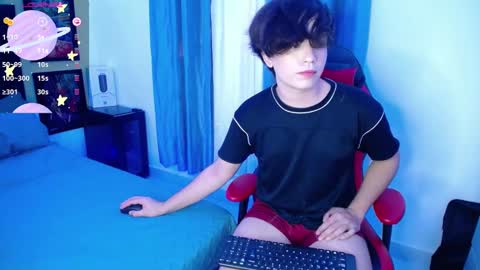 andy online show from March 2025 10:32:02 PM