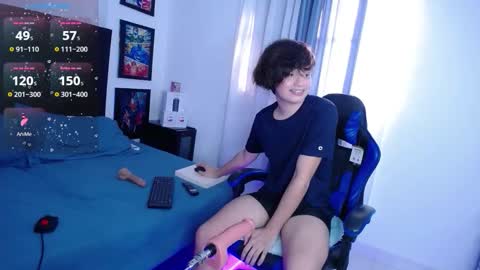 andy online show from November 2025 09:05:02 PM